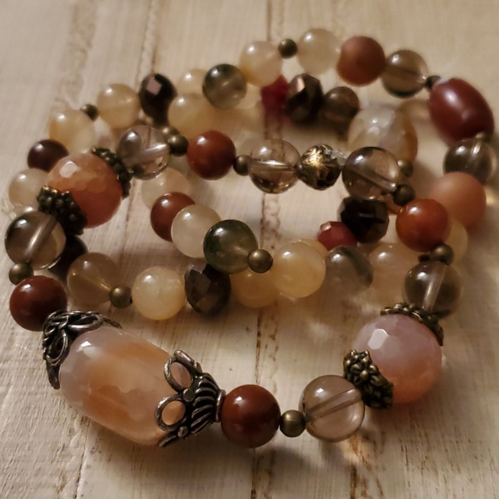 Bracelets - Picture 2 of 4